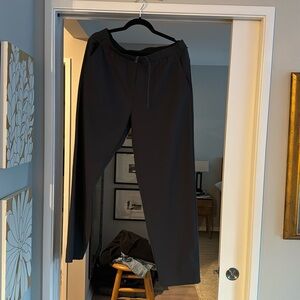 Men’s Lululemon Pants. Never worn